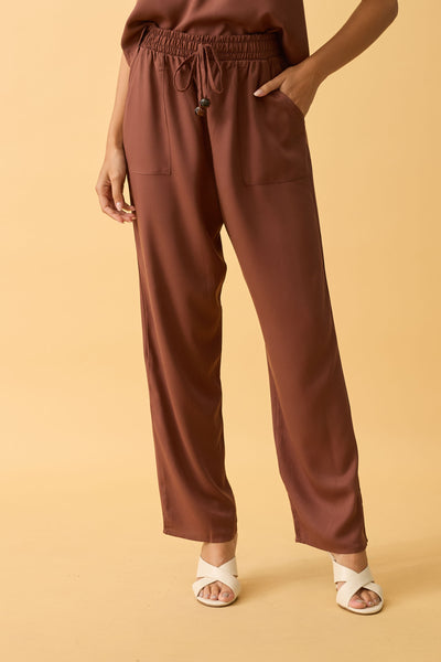 CALCA CENOURA COM BOLSO TWILL CAPPUCCINO
