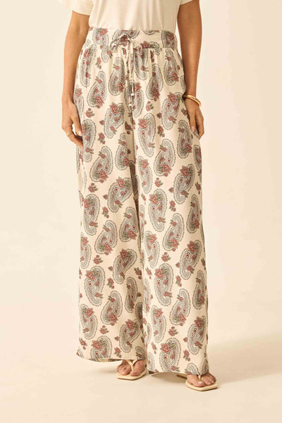 CALÇA RETA COM CORDINHA E PONTEIRA PAISLEY FLORAL OFF
