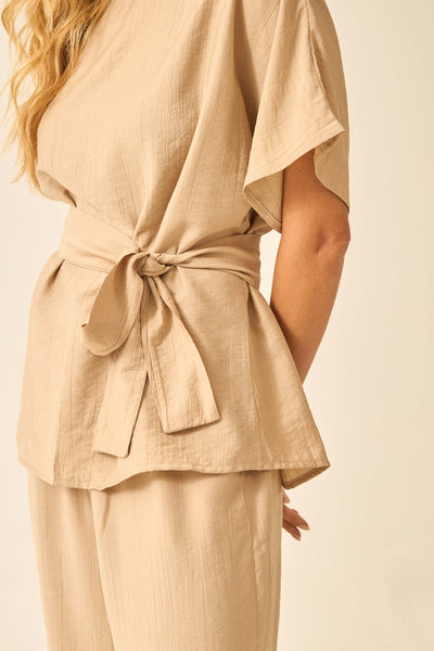 BLUSA COM FAIXA PARA AMARRAÇÃO MARFIM