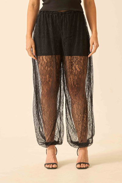 CALÇA ALADIM RENDA FLORENÇA PRETO