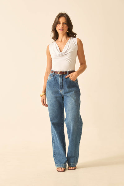 BLUSA COM DECOTE DEGAGÊ EM POLIAMIDA OFF