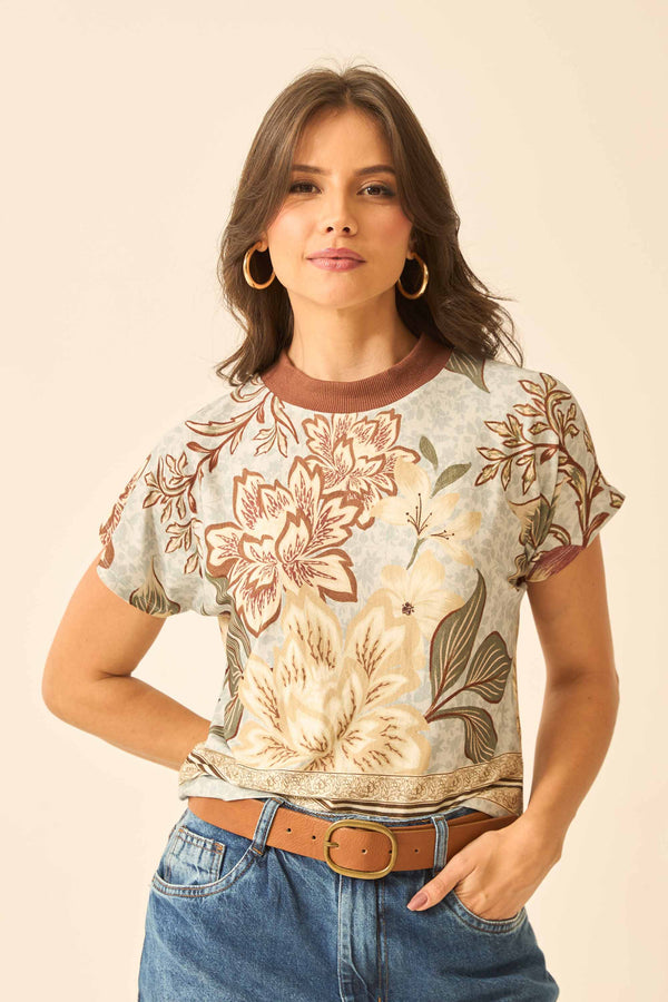 BLUSA COM MANGA JAPONESA E GOLA JARDINS II