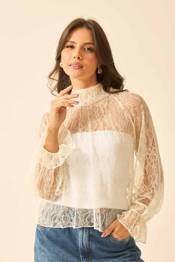BLUSA COM AMARRAÇÃO RENDA FLORENÇA OFF