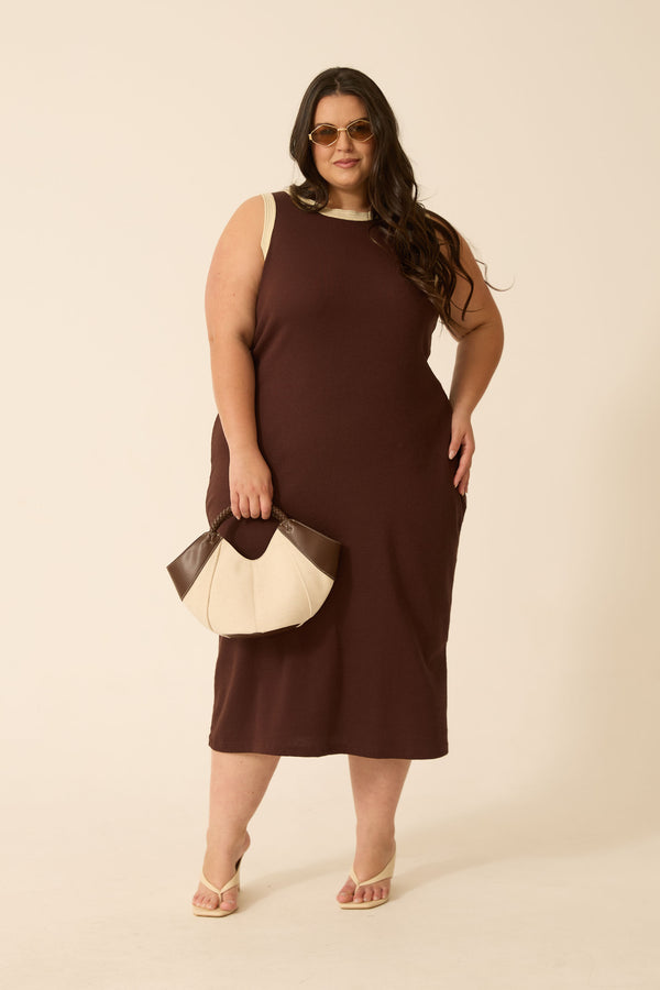 VESTIDO MIDI BICOLOR E PESPONTO MARROM