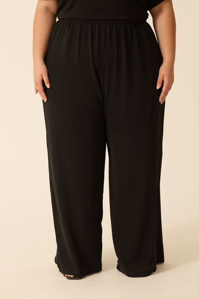 CALÇA RETA COM BOLSO DUNA PRETO