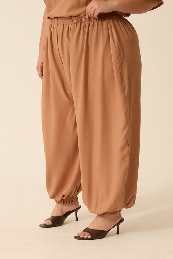 CALÇA ALADIM CANELA