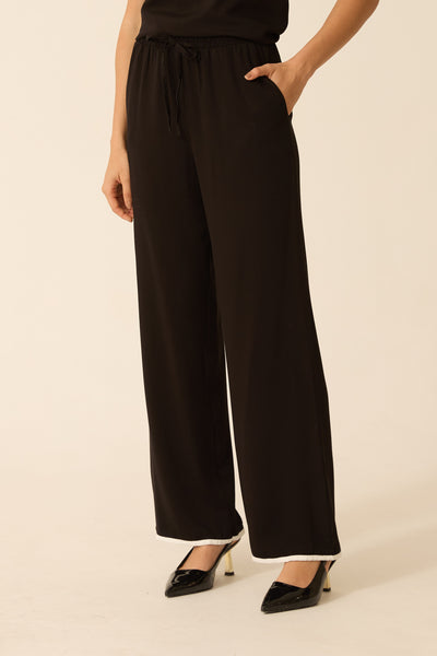 CALÇA RETA COM BOLSO BICOLOR TWILL PRETO