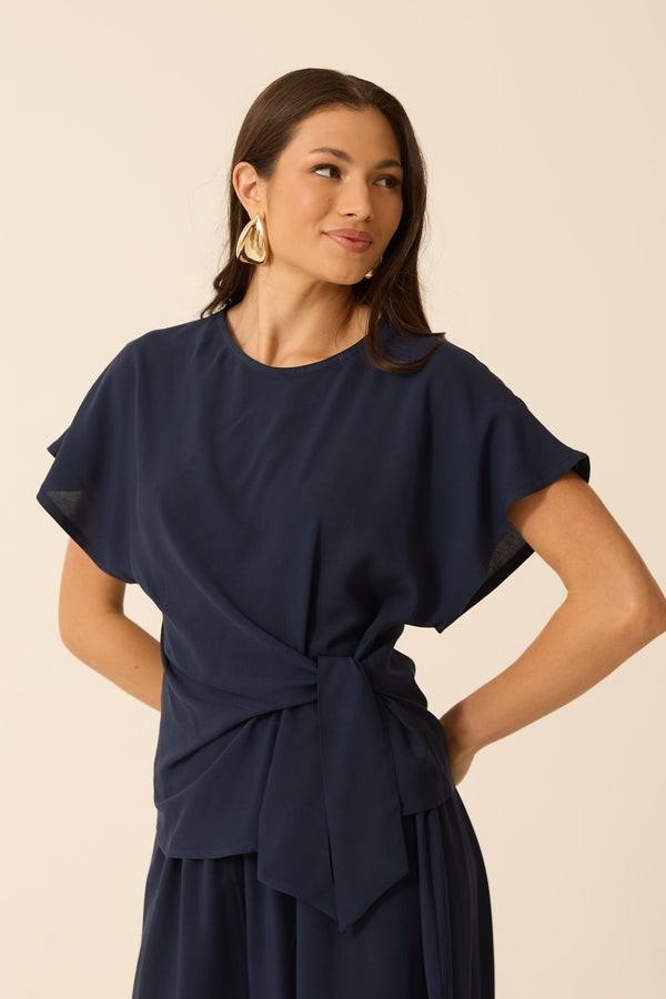 BLUSA AMARRAÇÃO NA LATERAL MARINHO
