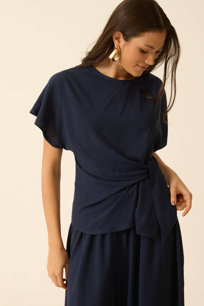 BLUSA AMARRAÇÃO NA LATERAL MARINHO