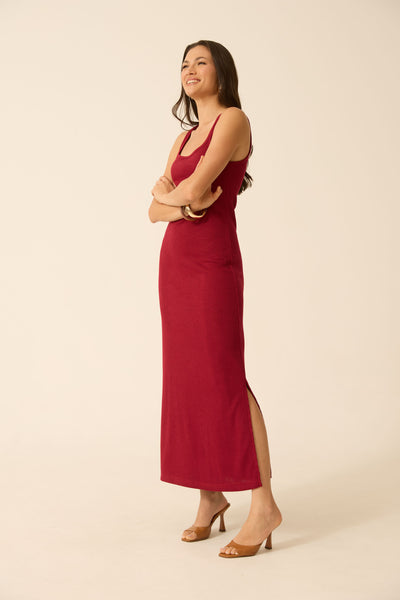 VESTIDO LONGO COM DECOTE U MALHA ONDAS VINHO