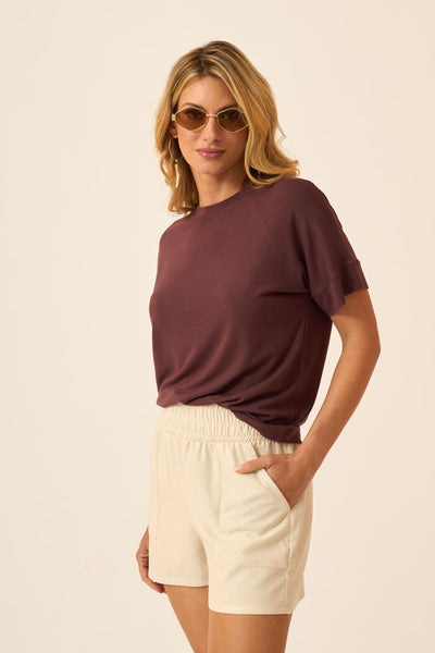 SHORT COM BOLSO VISCOLINHO TRANCOSO CRU