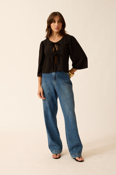 BLUSA COM AMARRAÇÃO FRONTAL RAYON SLUB PRETO
