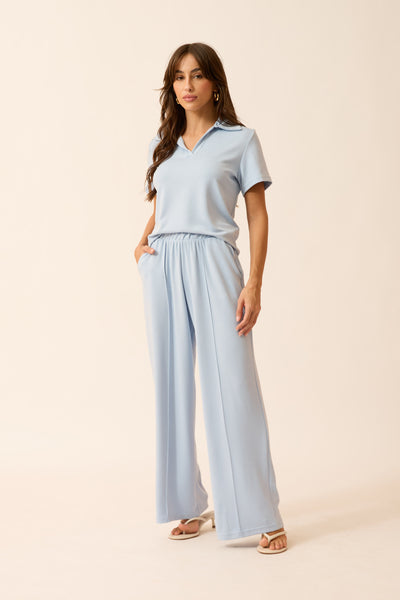 CALÇA RETA COM BOLSO MODAL GENEBRA AZUL CÉU