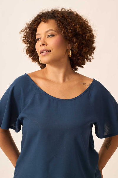 BLUSA COM DECOTE REDONDO RAYON SLUB MARINHO