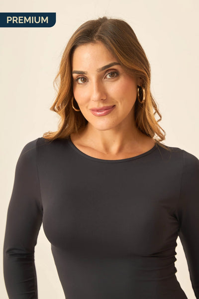 BLUSA COM MANGA LONGA E DECOTE REDONDO PRETO